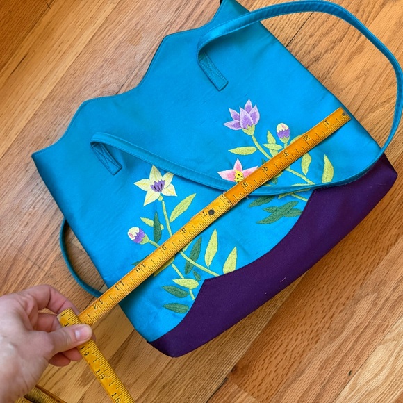 Floral Embroidered Blue Tote Bag - Picture 8 of 8